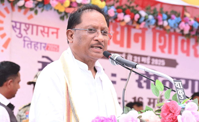नक्सलवाद से प्रभावित क्षेत्रों में निकलेगा विकास का नया सूरज: मुख्यमंत्री श्री विष्णु देव साय नक्सलवाद से प्रभावित क्षेत्रों में निकलेगा विकास का नया सूरज: मुख्यमंत्री श्री विष्णु देव साय